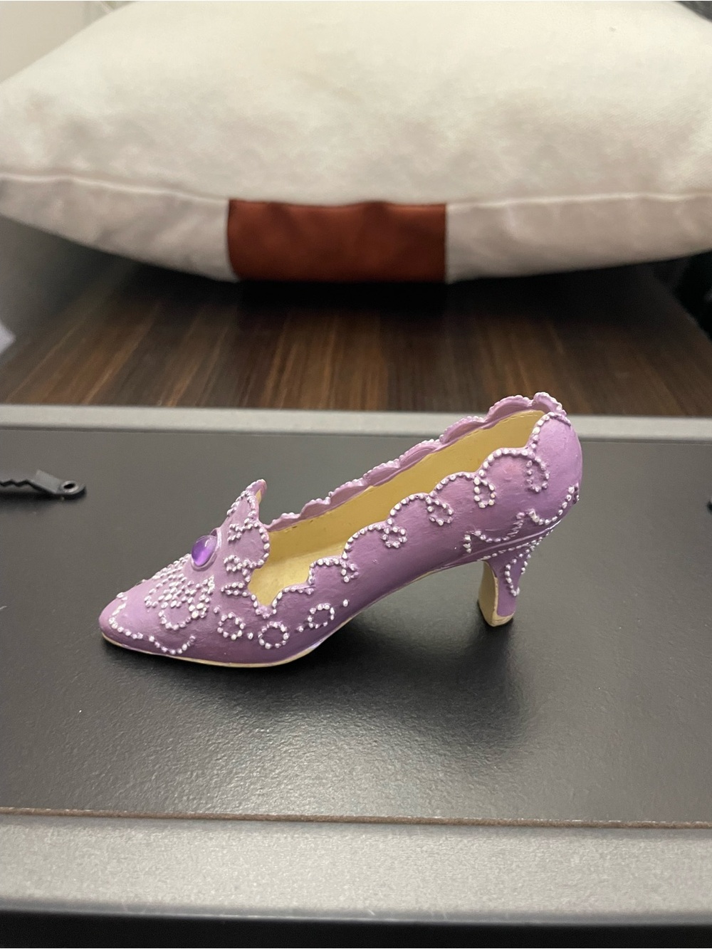 Multiple Collectable Decorative Shoes - Picture 3 of 10